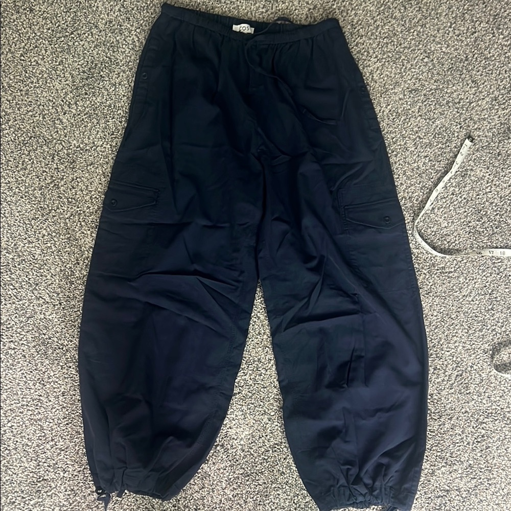 LIGHTWEIGHT DRAWSTRING CARGO PANTS COS SOLD OUT NAVY MEDIUM
